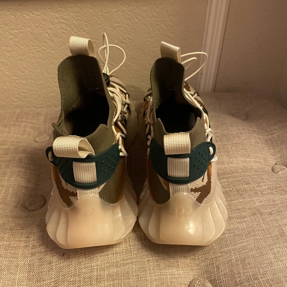 Super Cool Aeero Dynamic Shoes - Picture 6 of 6